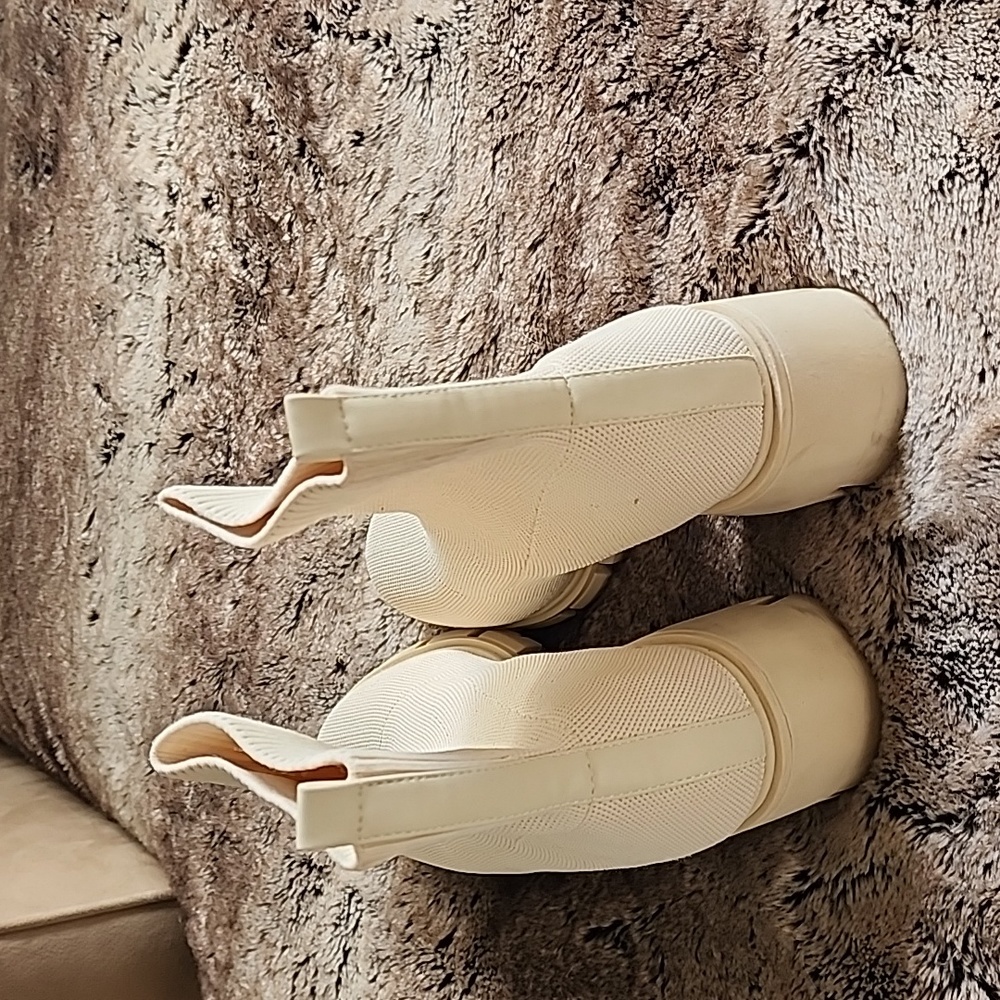 Ankle boots - Picture 3 of 3